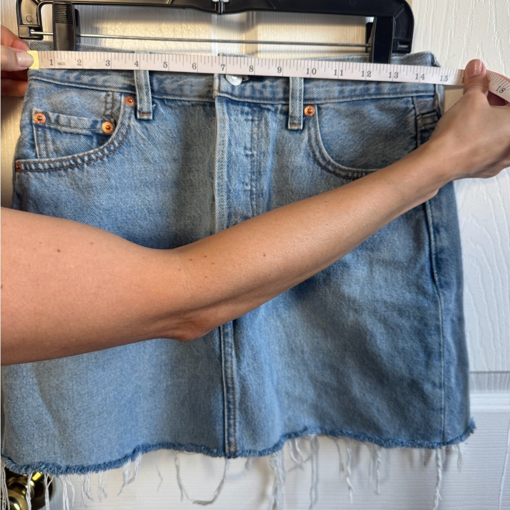 Levi's Icon Mini Skirt - Light Blue Denim with Raw Hem - Picture 5 of 6